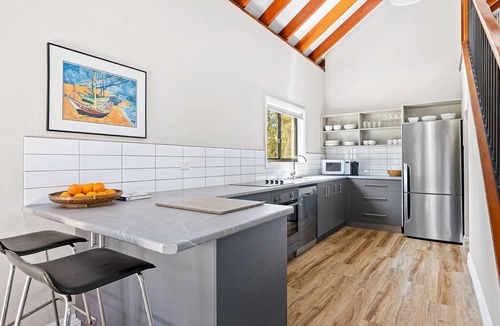 Narooma House | Bush Retreat With Private Pool