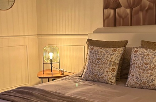 Bushey Bed & Breakfast | Bushey B&B