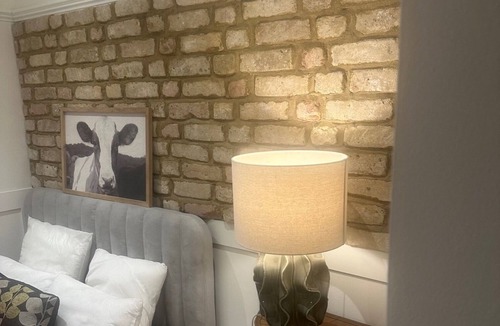 Bushey Bed & Breakfast | Bushey B&B