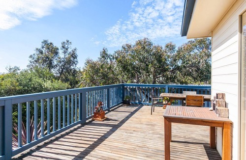 Anglesea House | Bushlark - At Anglesea