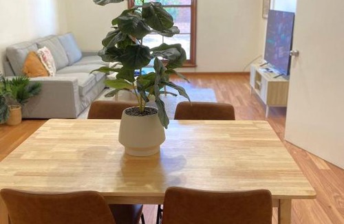 Parkes Hotel | Bushman's Motor Inn