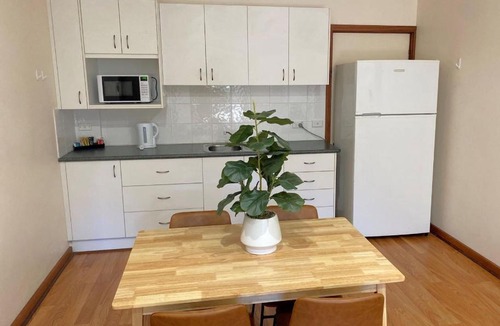 Parkes Hotel | Bushman's Motor Inn