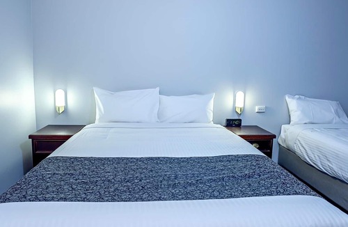 Marrangaroo Hotel | Bushmans Motor Inn