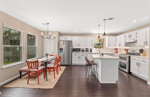 Pflugerville House | 'Bushmills Place'- Pet-friendly, w/yard, near Austin Kalahari!
