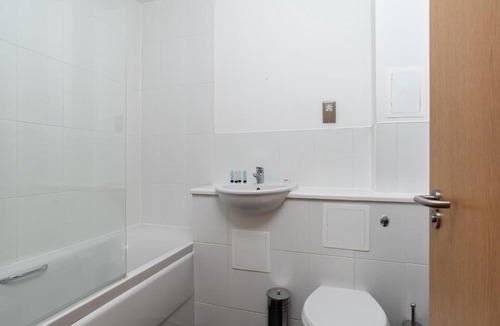 Bedford Apartment | Business Executive Suite