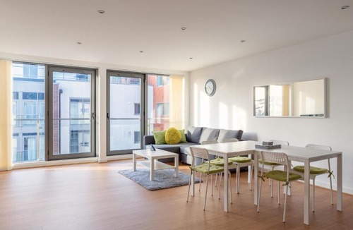 Bedford Apartment | Business Executive Suite