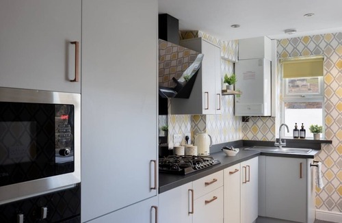 Harrogate House | Business| Families|Central with parking