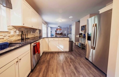 Mount Pocahontas House | Business Place Loft S