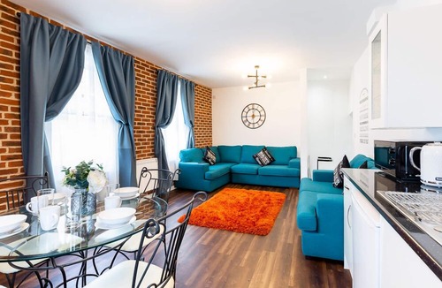 Newcastle-upon-Tyne Apartment | Butch Cassidy's Bunkhouse