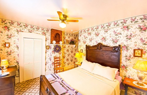 Cherry Creek Bed & Breakfast | BUTLER HOUSE at The Cherry Creek Inn