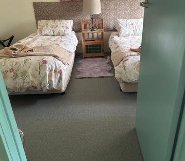 Birregurra Bed & Breakfast | Butlers Guesthouse