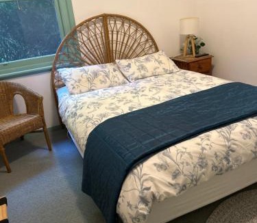 Birregurra Bed & Breakfast | Butlers Guesthouse