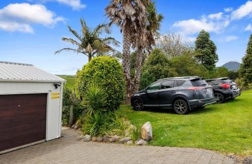 Oakura Apartment | Butlers Studio Two