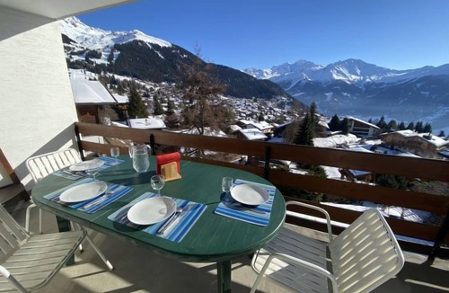 Verbier Apartment | Butte aux Noëls 206 by Interhome