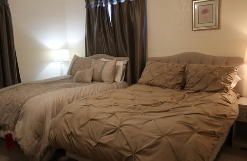 Dorris Bed & Breakfast | Butte Valley Bed and Breakfast