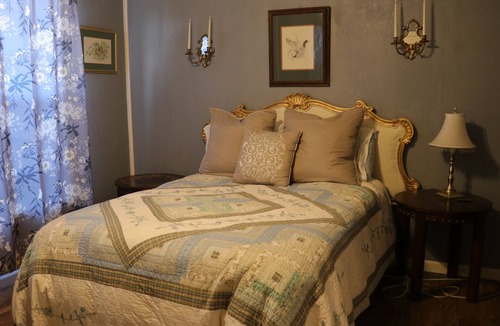 Dorris Bed & Breakfast | Butte Valley Bed and Breakfast