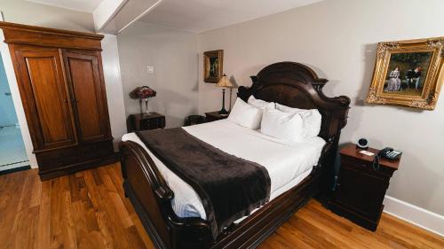 Milton Hotel | Butter Milk Falls Inn and Spa