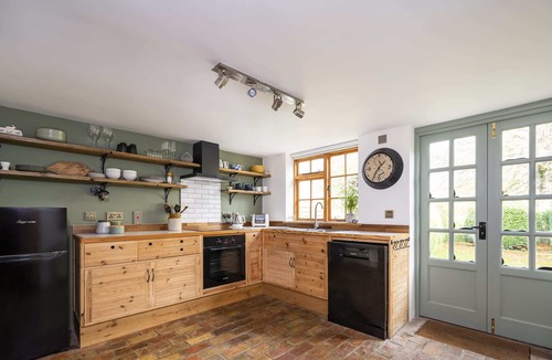 Hartest House | Buttercup Cottage, Hartest