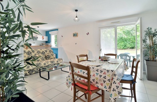 Miniac-Morvan Apartment | Butterfly - Appartement avec jardin