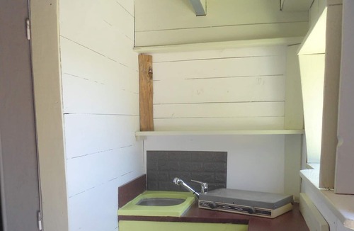 Pays de Lapalisse Cabin | butterfly cabin 4 pers