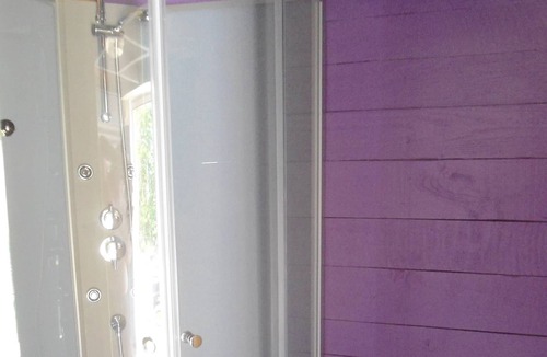 Pays de Lapalisse Cabin | butterfly cabin 4 pers