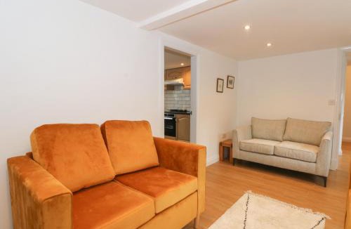 Rawtenstall House | Butterfly Cottage