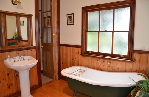 Nirranda Bed & Breakfast | Butterfly Farm