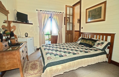 Nirranda Bed & Breakfast | Butterfly Farm