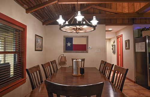 Edom House | Butterfly Lake House - Arcridgeranchresort.com