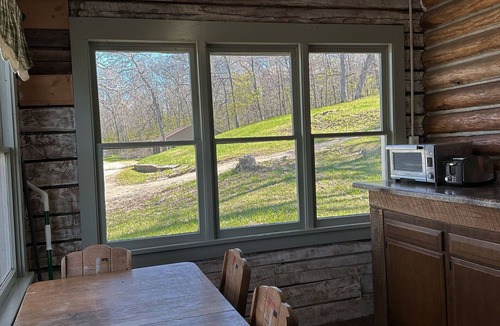 Buckingham Cabin | Butternut Cabin - Lake Front Views & Pet Friendly