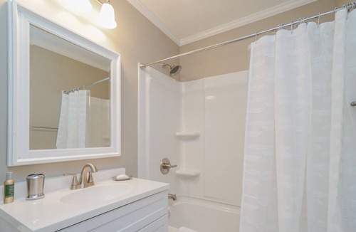 Dunean House | Butternut cottage in the heart of beautiful Greenville South Carolina