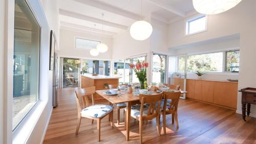 Currarong House | Buwarla House