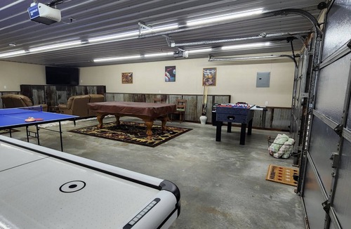 Ste Genevieve House | Buy 2 weekend nights and get one free except Holidays..