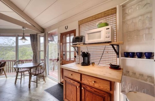 Beech Mountain Ski Chalet | BW-7 Discounted Concert Packages! Mountain Treehouse Authentic Roundhouse