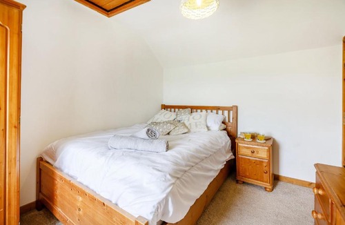 Cwmtirmynach House | Bwthyn Celyn