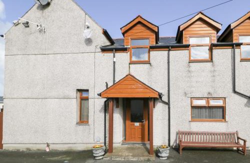 Talybont House | Bwthyn Y Mor