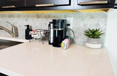 Sandusky Hotel | By Cedar Point SportsForce ADA Compliant Sleeps 6