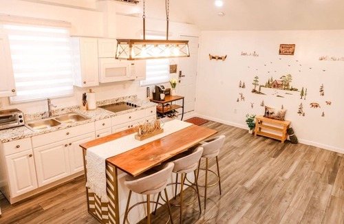 Providence House | By D&D; Vacation Rental