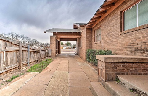 North Overton Cottage | By Dtwn Lubbock! Spacious 4BR Home Near Texas Tech