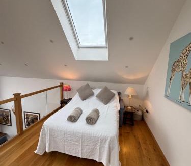 West Knoyle Apartment | By Natures Way