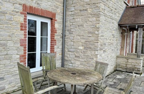 West Knoyle House | By Nature’s Waynn