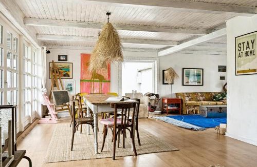Norre Aby House | By The Bay A Thatched House Lies So Beautifully