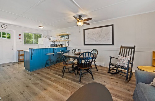 Milford Cottage | By The Bay Cottages- "Bayside Retreat"