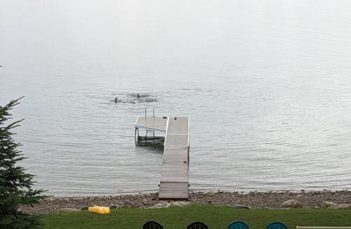 Colpoys Bay House | By The Bay Retreat Waterfront SUNSET View