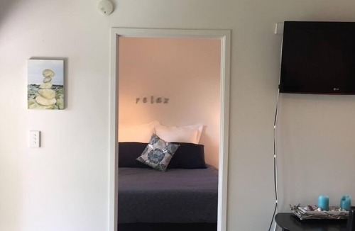 Arkles Bay Condo | By the Beach - Relax