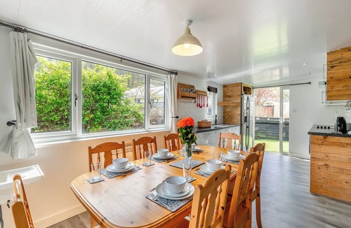 Seaton Cottage | By The Beach- UK31201