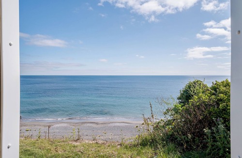 Seaton Cottage | By The Beach- UK31201