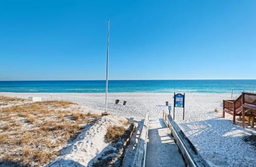 Clipper Cove House | By the Ocean Blue