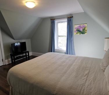 Fredericton Bed & Breakfast | By The River B&B