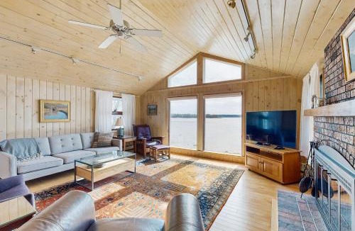 Freeport House | By the Sea
